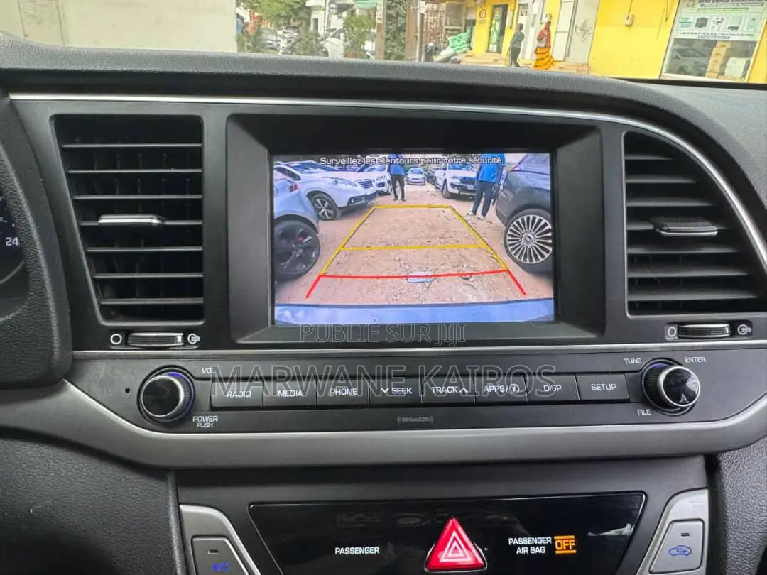 Hyundai Elantra 2018