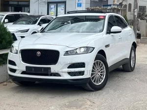 Jaguar F-Pace 2018 Blanc
