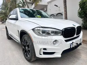 Photo - BMW X5 xDrive35d AWD (3.0L 6cyl 8A) 2016 Blanc