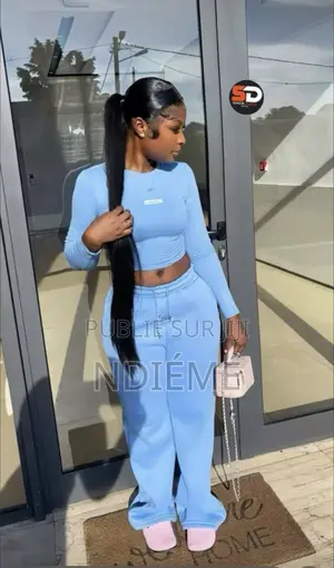 Ensemble Disponible Sur 3 Couleurs