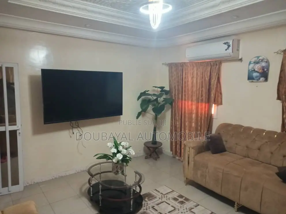 3chbre Maison de ville/terrasse dans Mbour, Thiès Sud à Vendre