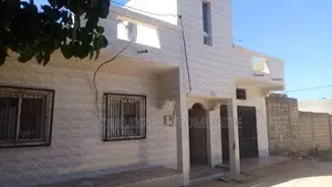 3chbre Maison de ville/terrasse dans Mbour, Thiès Sud à Vendre