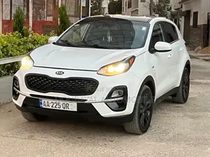 Photo - Kia Sportage SX 4dr SUV (2.0L 4cyl Turbo 6A) 2017 Black