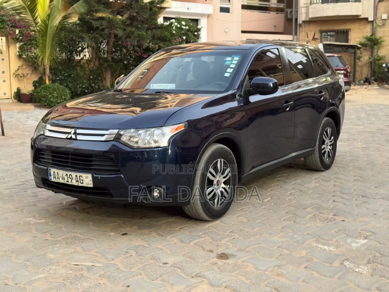 Mitsubishi Outlander 2015 Black