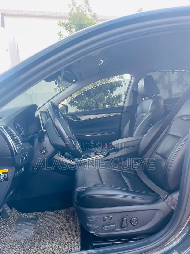 Hyundai Grandeur 2017 Black