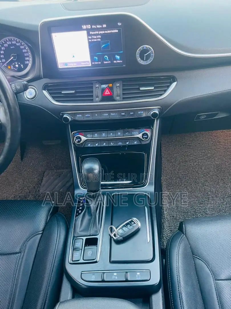 Hyundai Grandeur 2017 Black