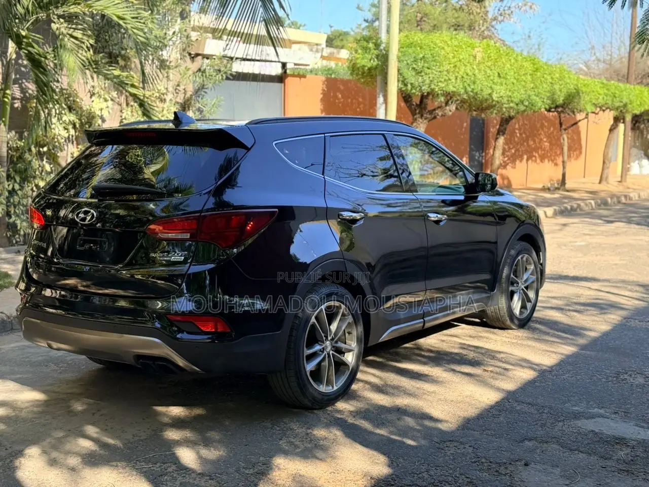 Hyundai Santa Fe Limited Ultimate AWD 2017 Black