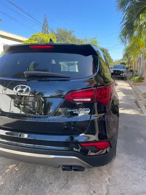 Hyundai Santa Fe Limited Ultimate AWD 2017 Black