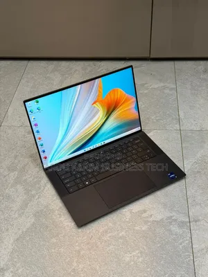 New Ordinateur Portable Dell Precision 5570 32GB Intel Core I9 SSD 3T