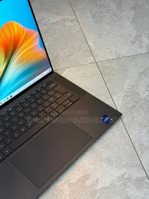 New Ordinateur Portable Dell Precision 5570 32GB Intel Core I9 SSD 3T