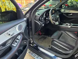 Mercedes-Benz GLC-Class 2019 Black