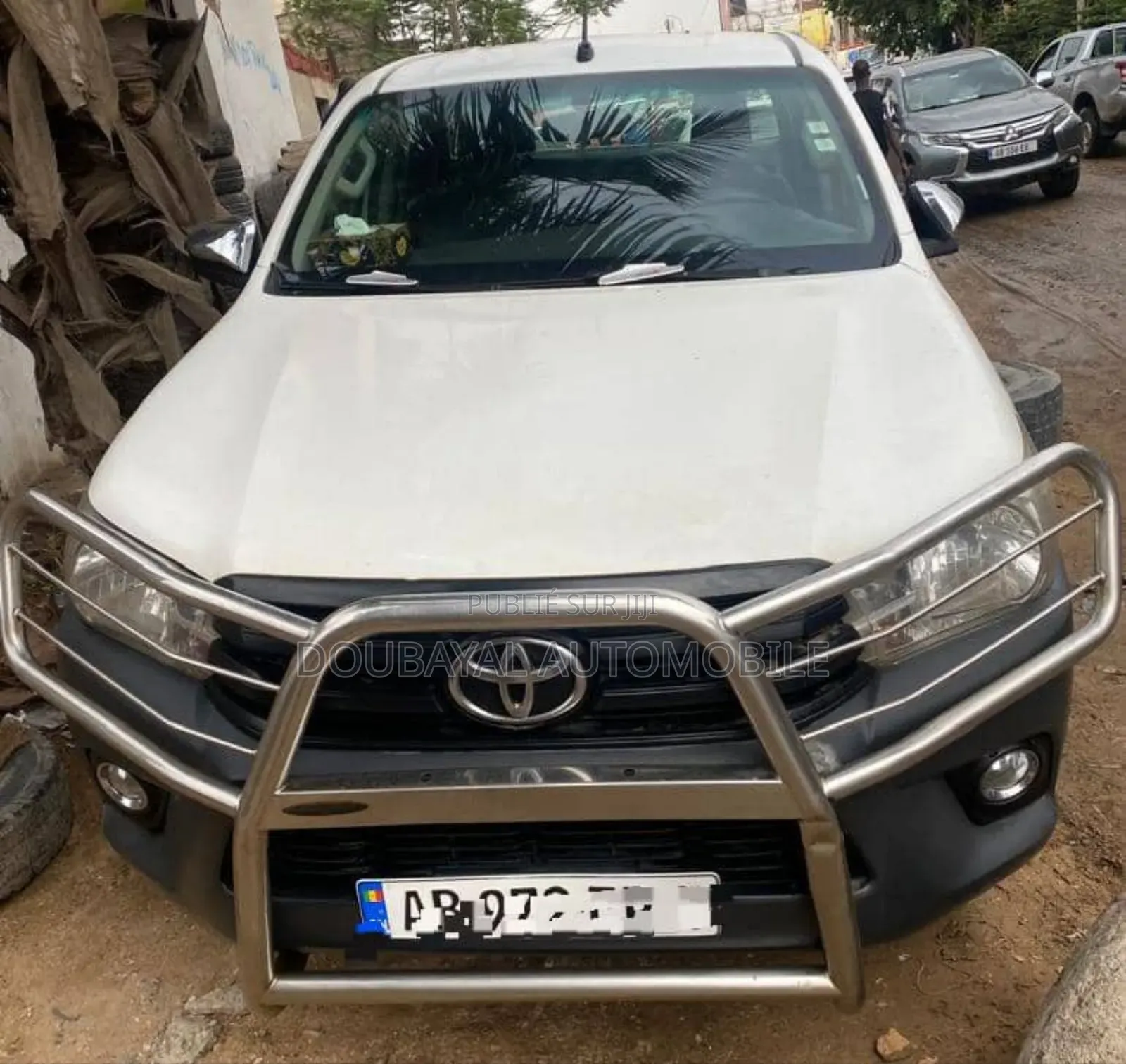 Toyota Hilux Revo Double Cab Deisel 2.4 AWD 2018 Black