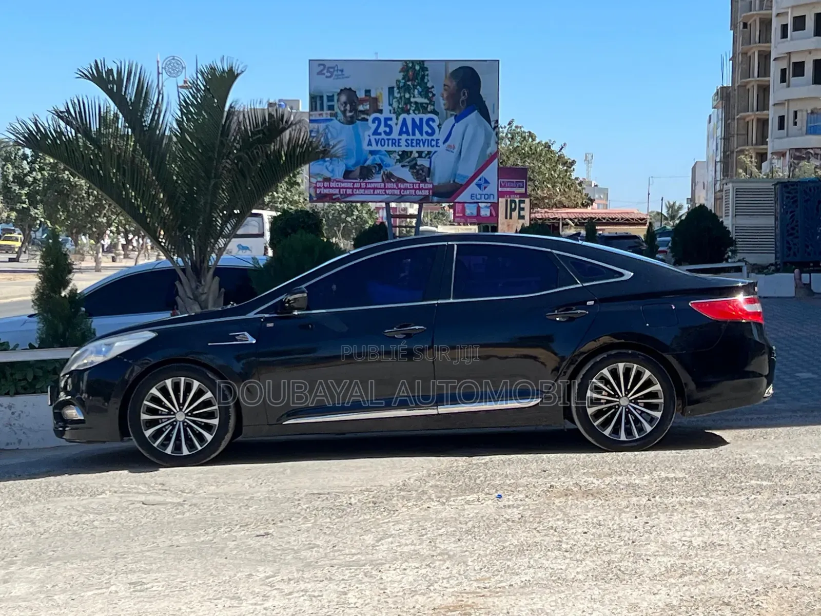 Hyundai Grandeur 2015 Noir Mat