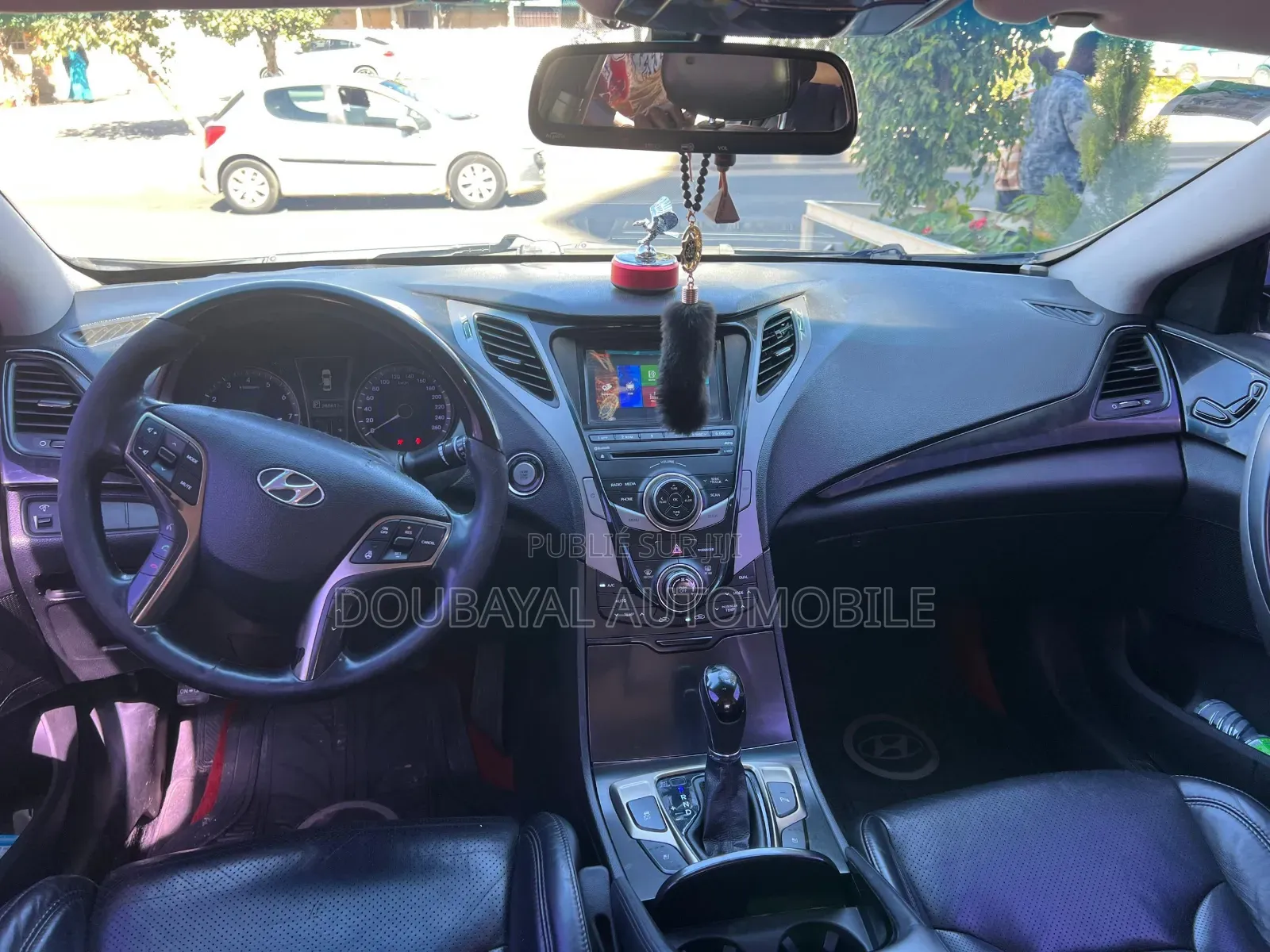 Hyundai Grandeur 2015 Noir Mat