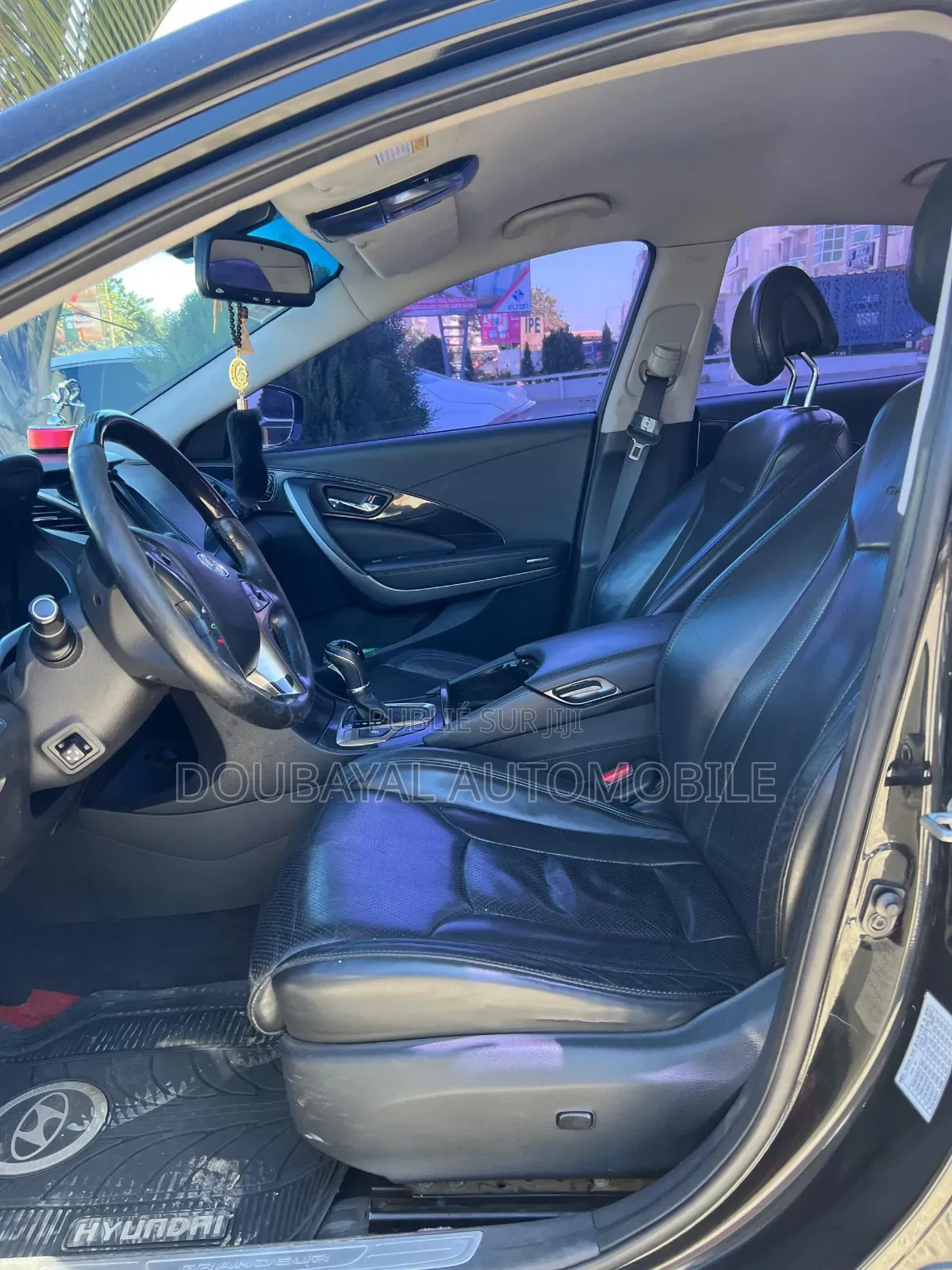 Hyundai Grandeur 2015 Noir Mat