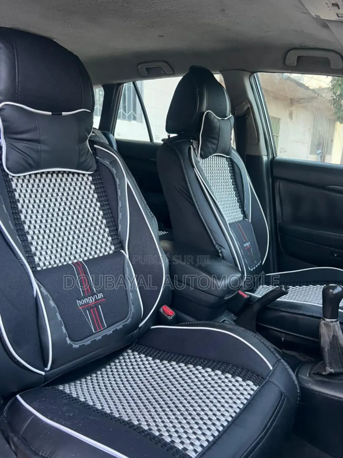 Toyota Avensis Liftback 2004 Blanc