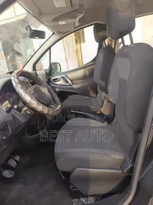 Peugeot Partenaire 2018 Black