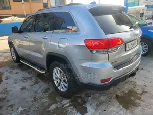 Jeep Grand Cherokee 2014 Gris