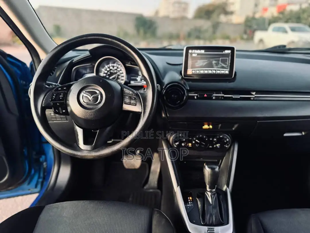 Mazda CX-3 2017 Blue