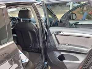 Audi Q7 2013 Black