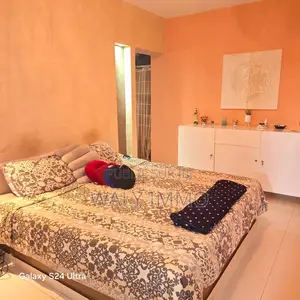 Furnished 3chbre Villa dans Villa, Thiès Sud à Vendre