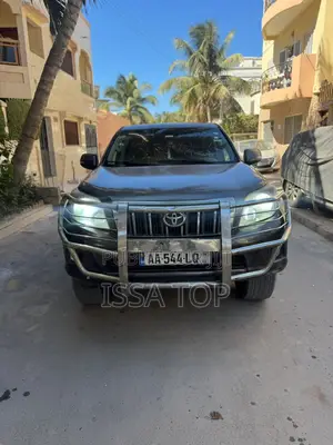 Photo - Toyota Land Cruiser Prado 2011 Gris