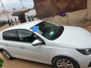 Peugeot 308 2019 Blanc