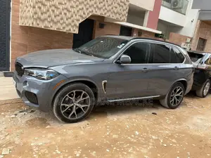 BMW X5 sDrive35i 4dr SUV (3.0L 6cyl Turbo 8A) 2015 Gris
