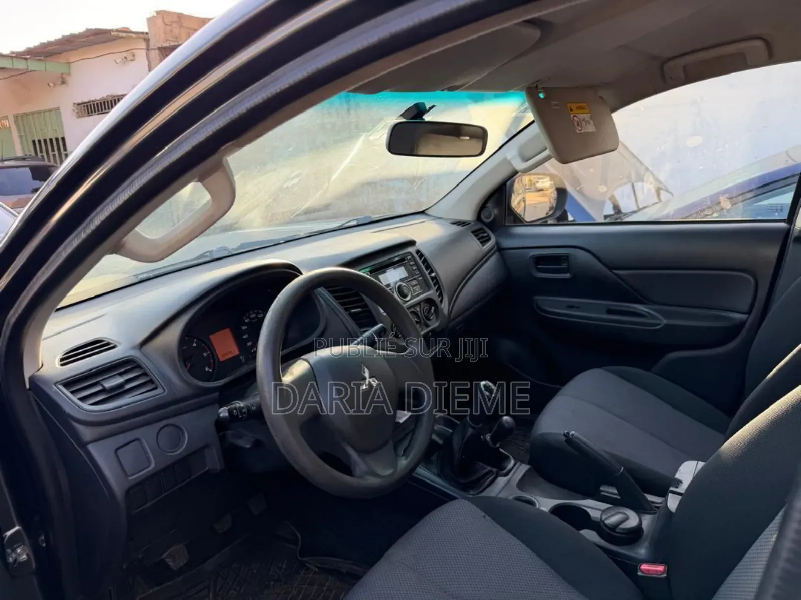 Mitsubishi L200 2023 Black