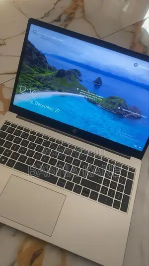 New Ordinateur Portable HP 255 8GB AMD Ryzen 7 SSD 512GB