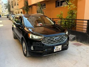 Photo - Ford Edge 2020 Black