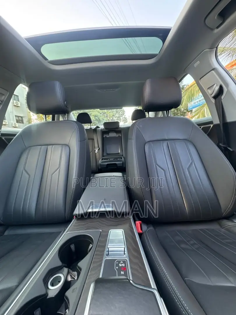 Audi A6 Premium 2022 Black