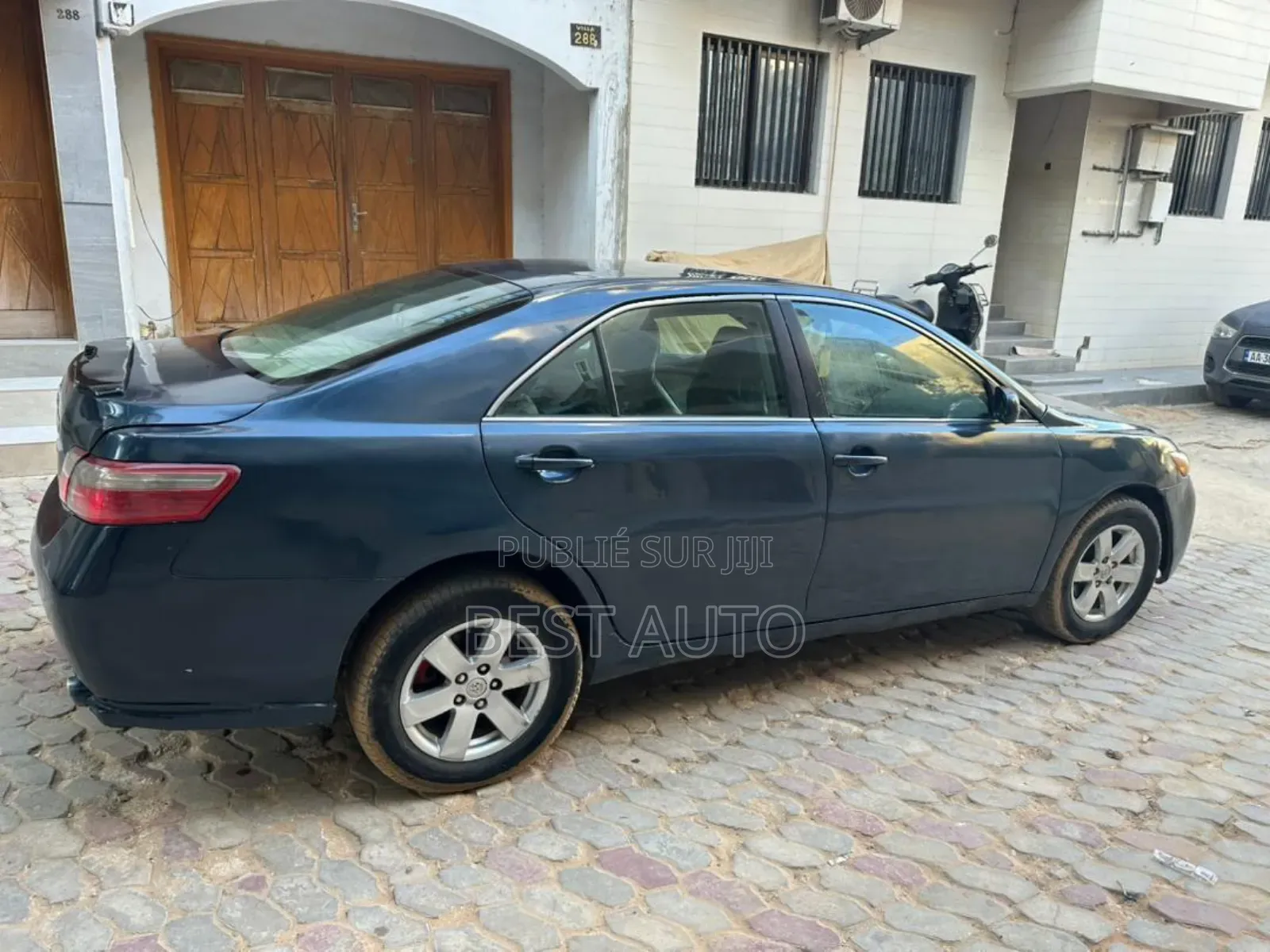 Toyota Camry 2011 Blue
