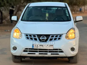 Photo - Nissan Rogue 2011 Blanc