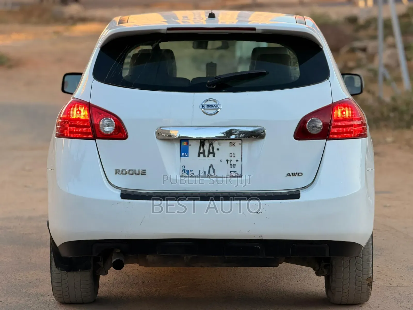 Nissan Rogue 2011 Blanc
