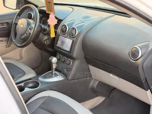 Nissan Rogue 2011 Blanc