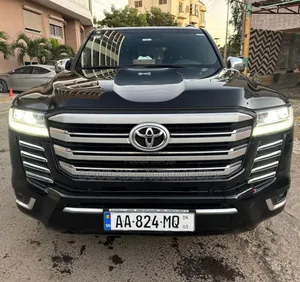 Photo - Toyota Land Cruiser Prado 2.7 2023 Noir Mat