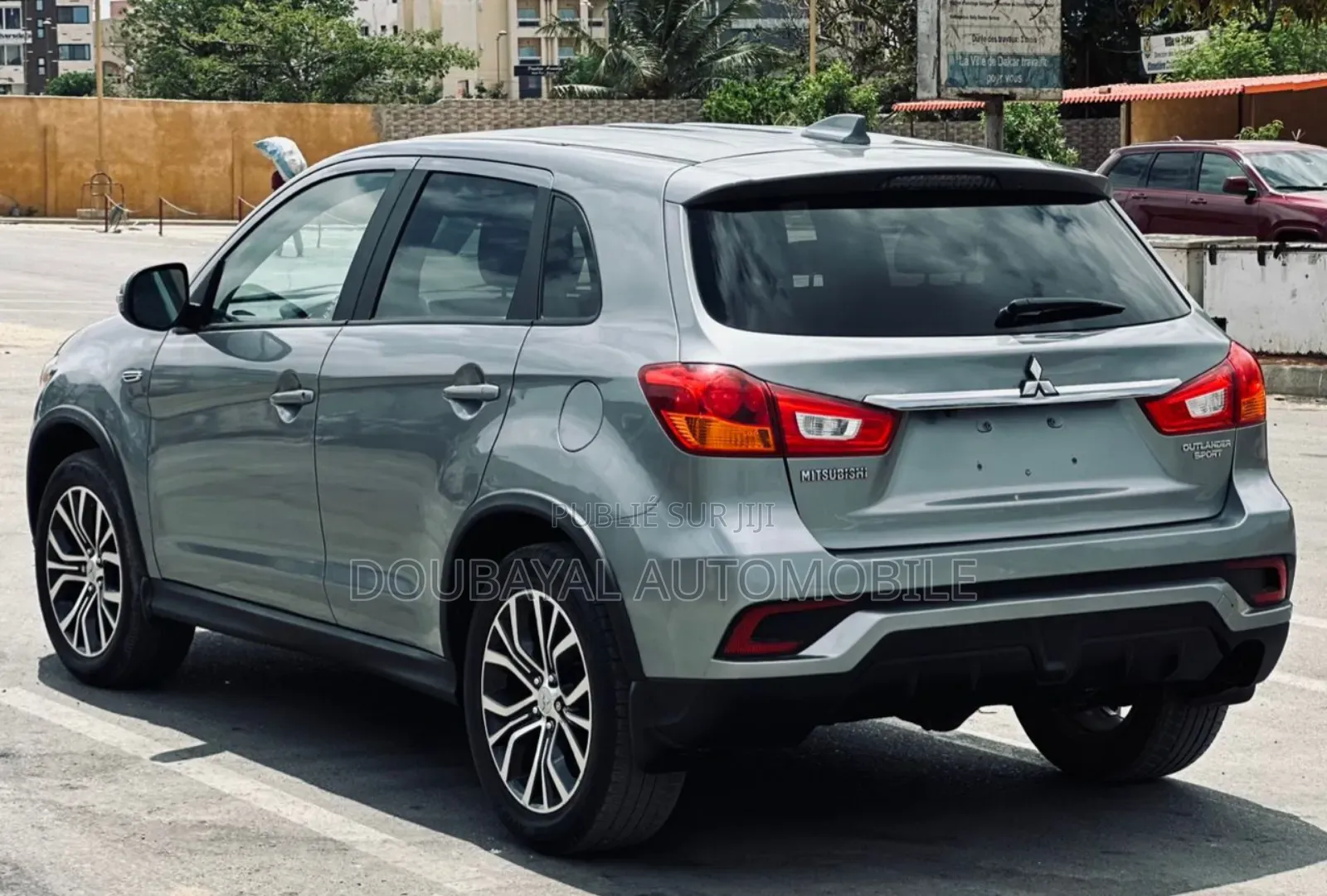 Mitsubishi Outlander 2.0 PHEV AWD 2019 Gris