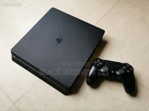 Ps4 Slim Flashé 1.000 Gigas Avec Une Manette Et +24 Jeux