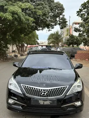Photo - Hyundai Grandeur 2017 Black