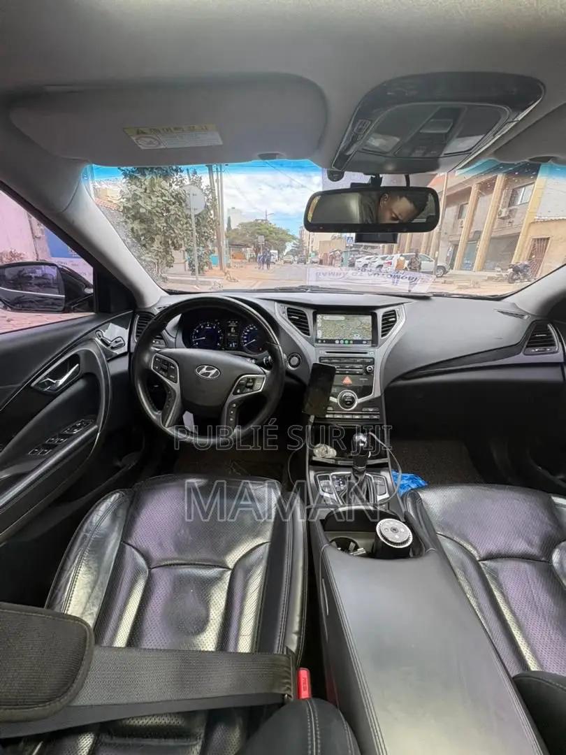 Hyundai Grandeur 2017 Black