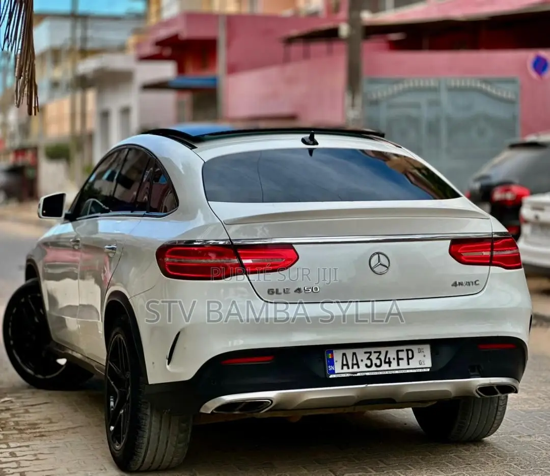 Mercedes-Benz GLE-Class AMG GLE 43 4MATIC 2016 Blanc