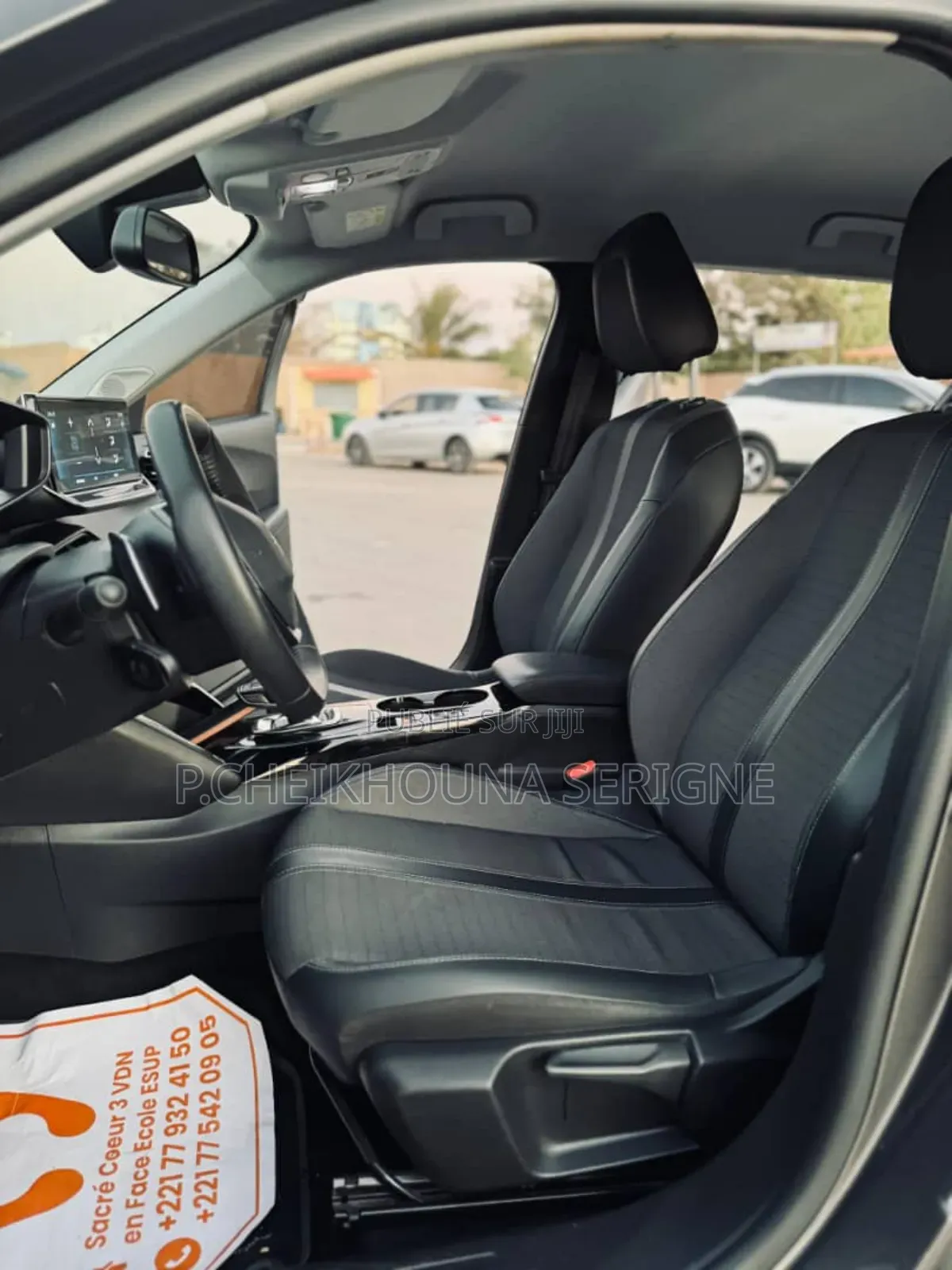 Peugeot 2008 2023 Gris