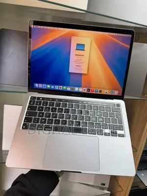 New Apple MacBook Pro M1 16GB Apple M1 Pro SSD 512GB