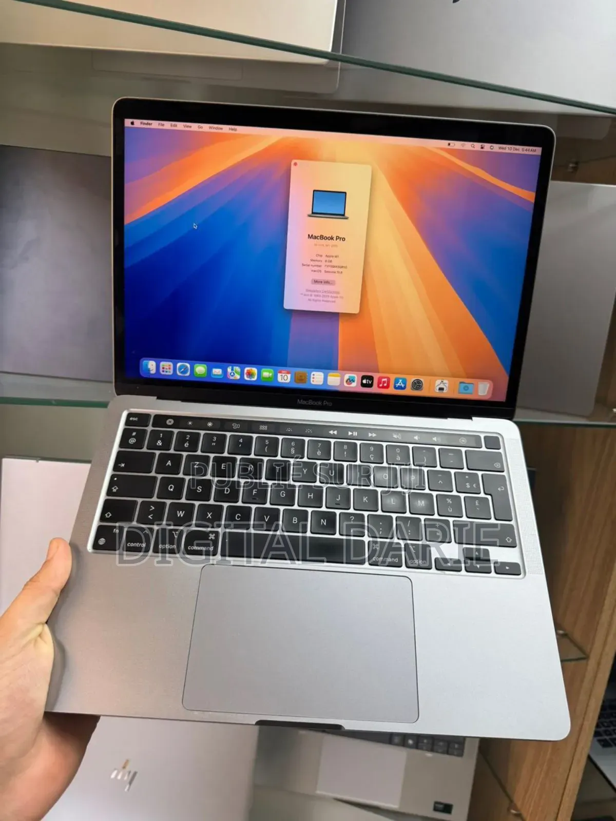 New Apple MacBook Pro M1 16GB Apple M1 Pro SSD 512GB