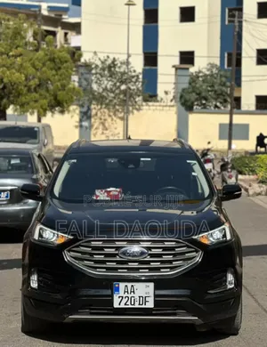Photo - Ford Edge 2020 Black