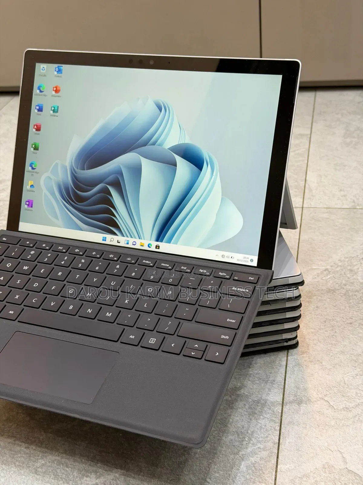 New Microsoft Surface Pro 6 8GB Intel Core I5 SSD 256GB