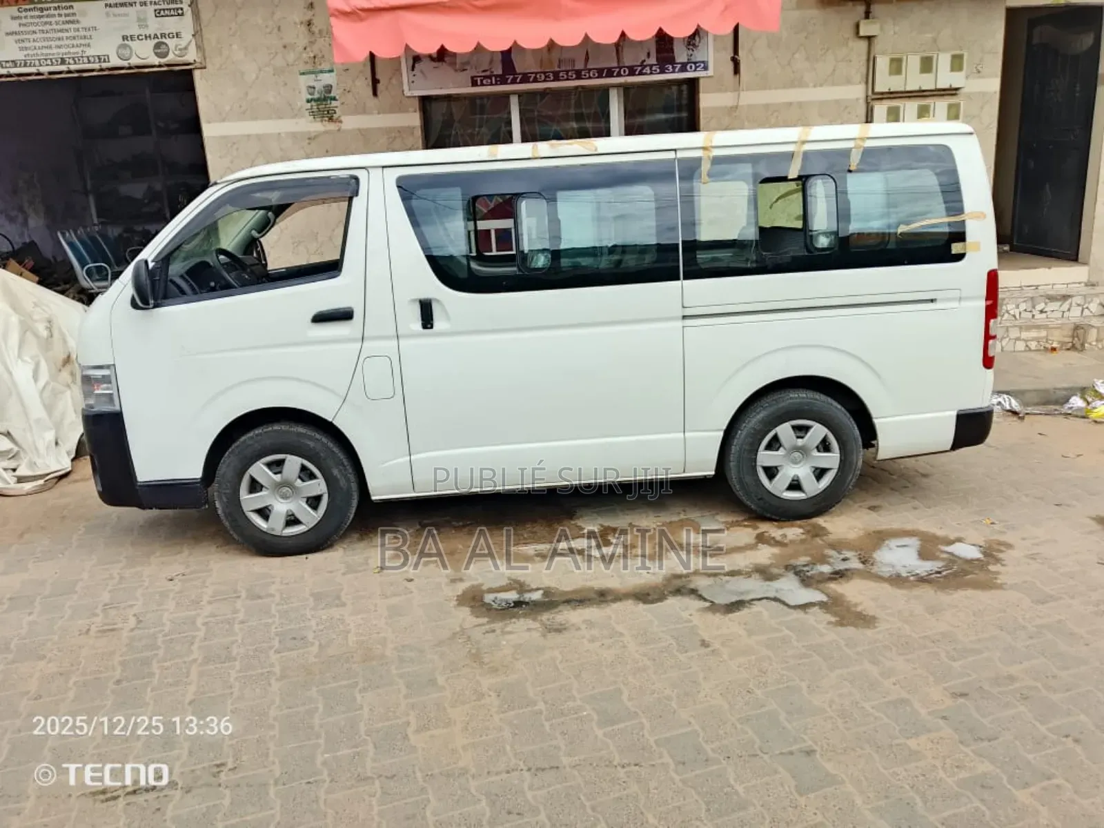 Toyota HiAce 2017 Blanc
