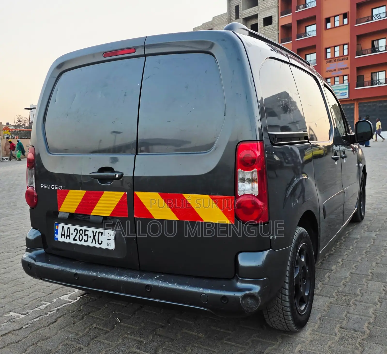 Peugeot Partenaire 2017 Gris