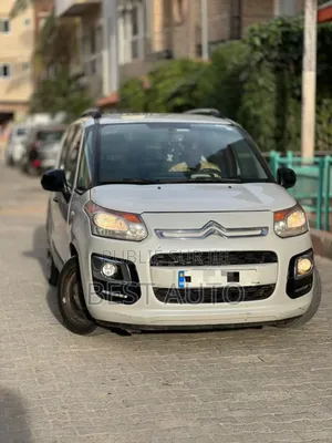 Photo - Citroen C3 Picasso 2016 Blanc